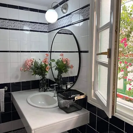 Lovely One Bedroom Little Venice